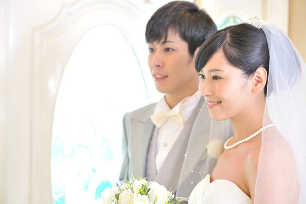 結婚式が1万円~ってどういうこと!? スマ婚について聞いてみた