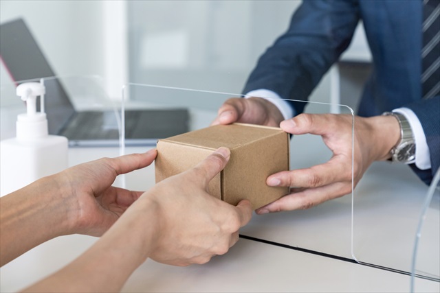 宅配ボックスがなくても、宅配便営業所留め・郵便局留めが可能