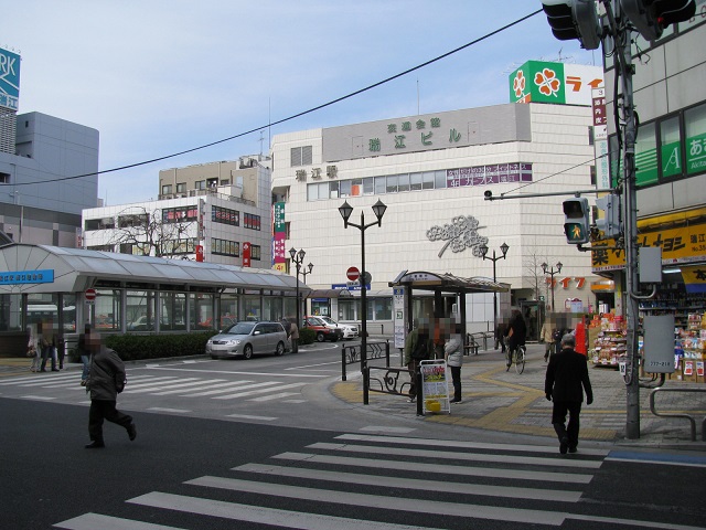 瑞江駅前