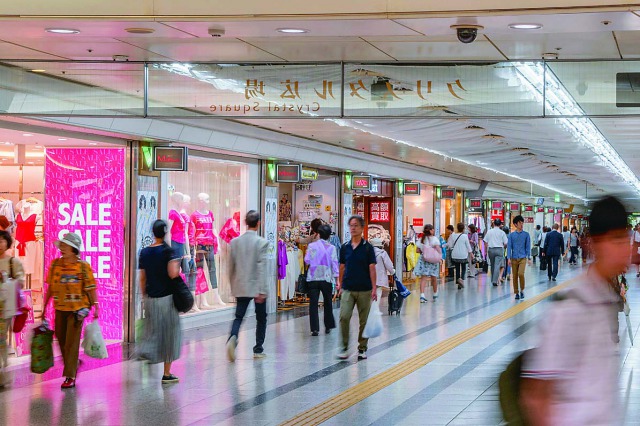 歩きまわっていると自分がどこにいるかわからなくなるほど広大な栄の地下街