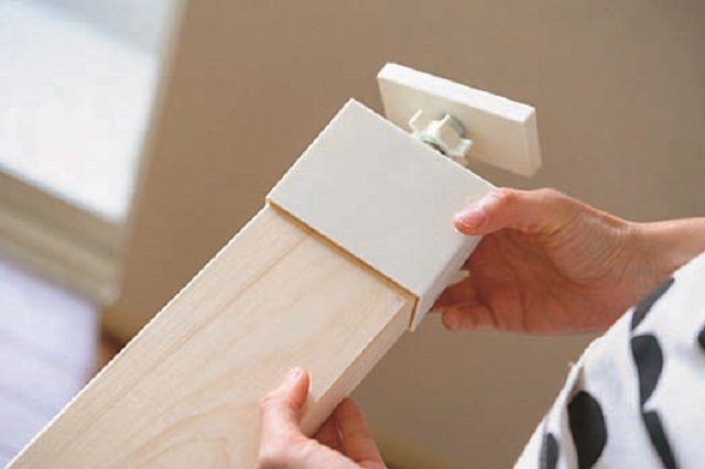 ラブリコをはめこむだけで柱が完成