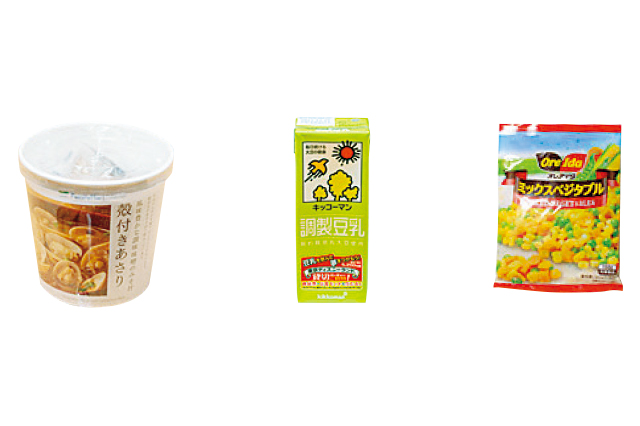 味噌汁に豆乳とミックスベジタブルを加えて和風豆乳チャウダー