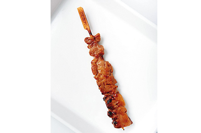 ローソンの「でか焼き鳥(ももタレ)」を使ってアレンジ!|親子焼き鳥