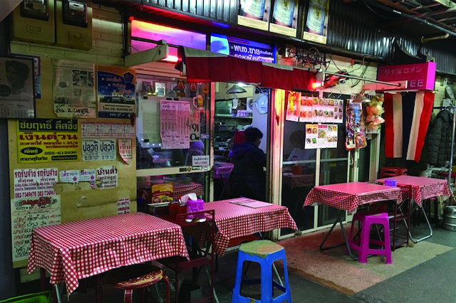 あれ、ココって浅草でしたよね?ってくらいの本場感|モンティ(浅草地下商店街)