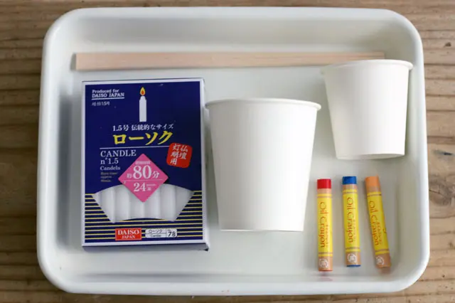 割り箸もコンビニでもらったものなど、家にあるものでOK|【【賃貸DIY】100均グッズで簡単手作り!オシャレでかわいいキャンドルの作り方