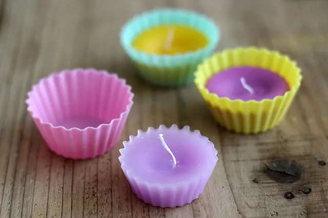 型を工夫すればさまざまなデザインのキャンドルが作れる|【賃貸DIY】100均グッズで簡単手作り!オシャレでかわいいキャンドルの作り方