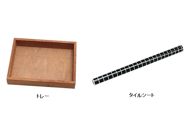 100円ショップ・セリアのトレーとタイルシートでキッチントレーを作ろう!|【賃貸DIY】材料費300円以下!100均グッズでキッチンを便利にするプチアイデア3選