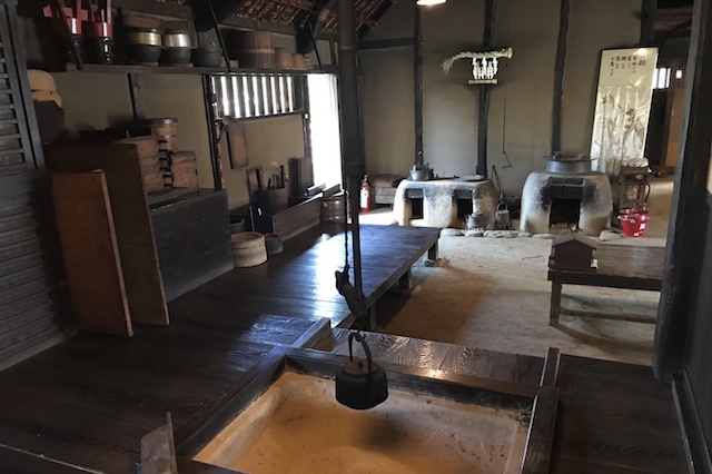 江戸中期の武蔵野新田農家の特徴をとどめる「旧神山家住宅主屋」。小平市有形文化財第8号にも指定されている|小平ふるさと村|〝日本一大きい丸ポスト〟のある街・小平はノスタルジック&SNS映えする風景の宝庫だった
