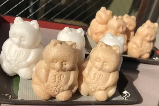 太陽に向かって整列していた様子はミーアキャットみたいだった|和菓子 狸家(王子)