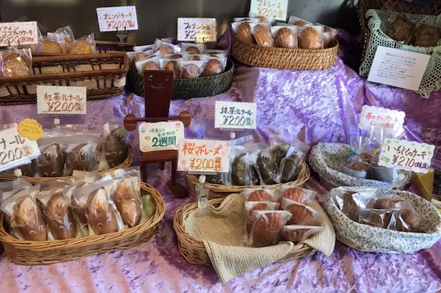 豊富な焼き菓子に目移り必至! 次々売り切れてしまうので迷っている暇はない!|ケーキ屋 ランギャール(王子)