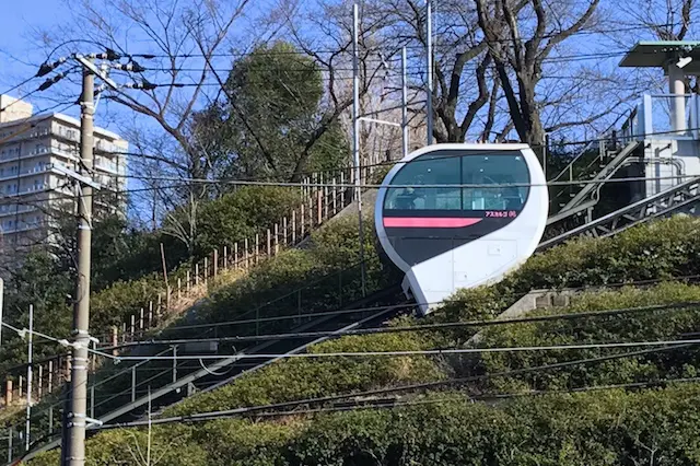カタツムリみたいに丸っこいから、飛鳥山+エスカルゴでアスカルゴ|“日本最初の公園”飛鳥山公園がある街・王子を新旧グルメに胸キュンしながら歩いてみた