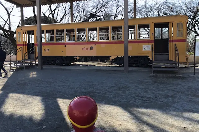 鉢巻タコさんが見つめる先には黄色い電車|“日本最初の公園”飛鳥山公園がある街・王子を新旧グルメに胸キュンしながら歩いてみた