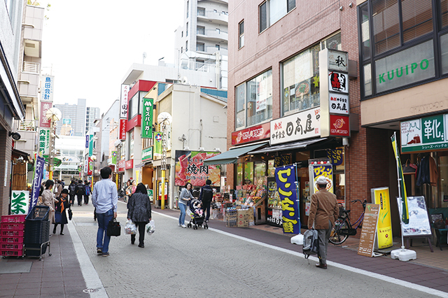 古くから営業する商店や、学生さんのお財布に優しい飲食店などが軒を連ねる|最寄駅「武蔵境」の男女30人に生の声を聞いた! 武蔵境の住みやすさ、家賃相場、治安、買い物、アクセスは?