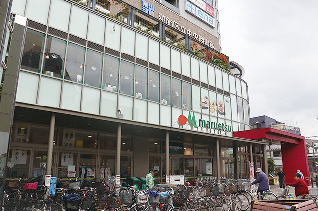 南口再開発で誕生した「ヴィナシス金町」。スーパーのマルエツや飲食店、区立図書館が入居|金町駅の周辺環境|金町駅周辺に住む男女30人に聞きました!街の住みやすさや生活環境、買い物事情って?