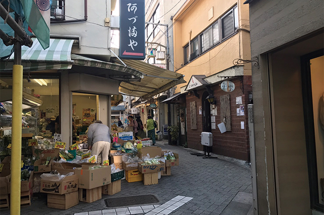 個性的な飲食店があるなど、夜の徘徊も楽しそうだ|阿佐ヶ谷駅周辺の街並み