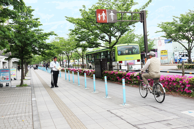 西新井駅西側、アリオへ向かう道。再開発によってきれいに整備されている|地元住民30人に住みやすさ調査!再開発が進む西新井駅周辺の家賃相場や治安、買い物事情は?