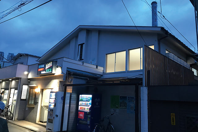 中野駅と新中野駅の中間点にある高砂湯｜サブカルの聖地・中野にある個性的な銭湯・天神湯、寿湯、昭和浴場、高砂湯を巡ってきた