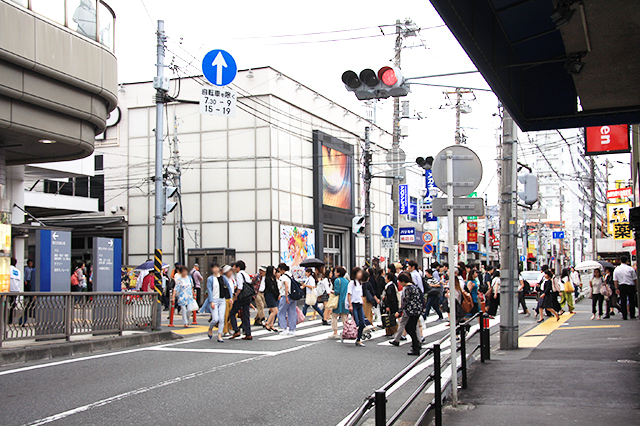 大船駅東口前