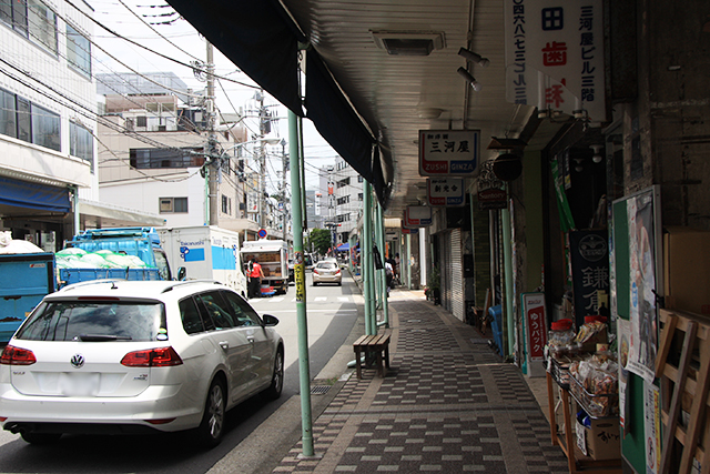 「逗子銀座」