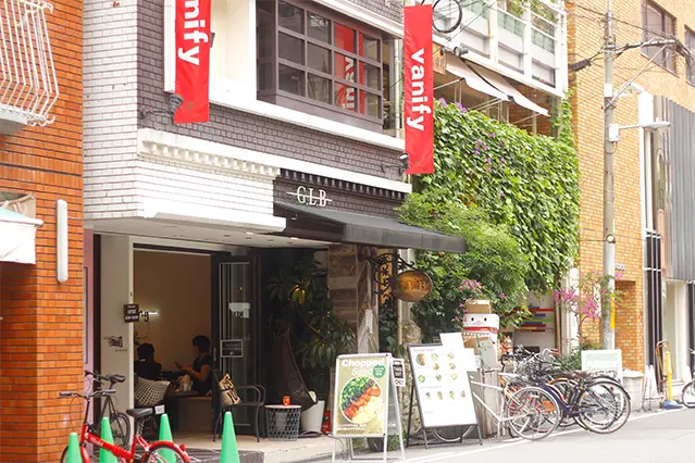 西大橋駅のカフェ