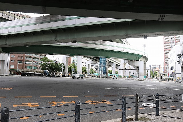 阿波座交差点