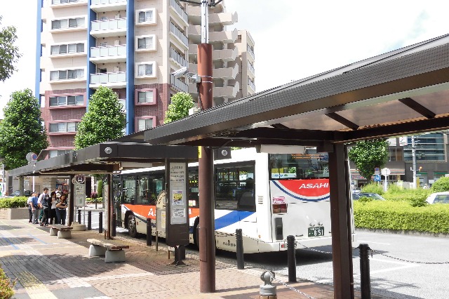 久喜駅西口のバス停