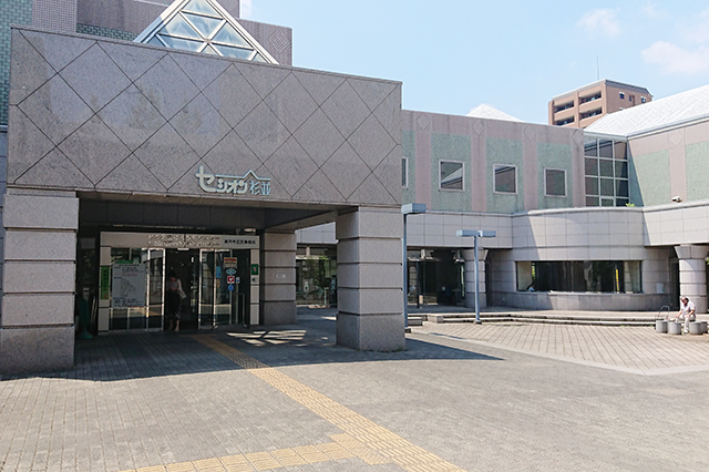 高円寺区民事務所