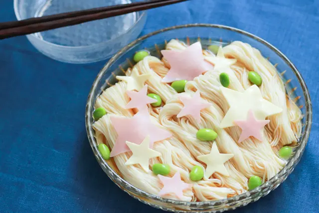 七夕レシピ「天の川そうめん」の完成写真