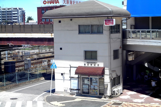 柏駅東口の交番