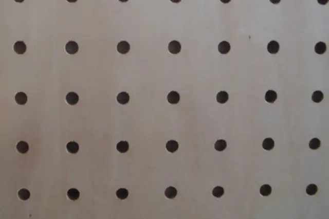 有孔ボード
