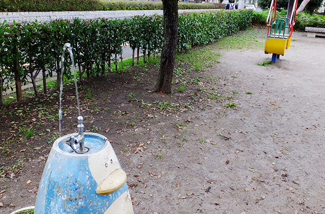 昭島の公園の水道