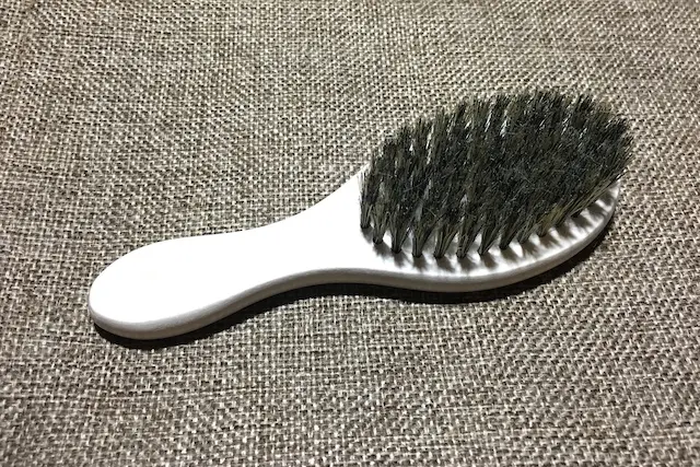 獣毛ブラシ
