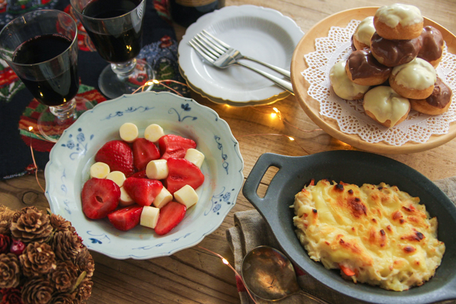 コンビニ食材だけでクリスマスパーティ