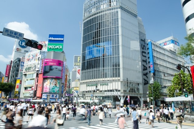 夜でもにぎやかな渋谷