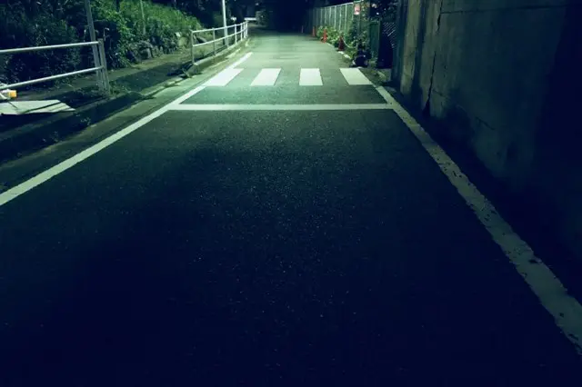 暗い道
