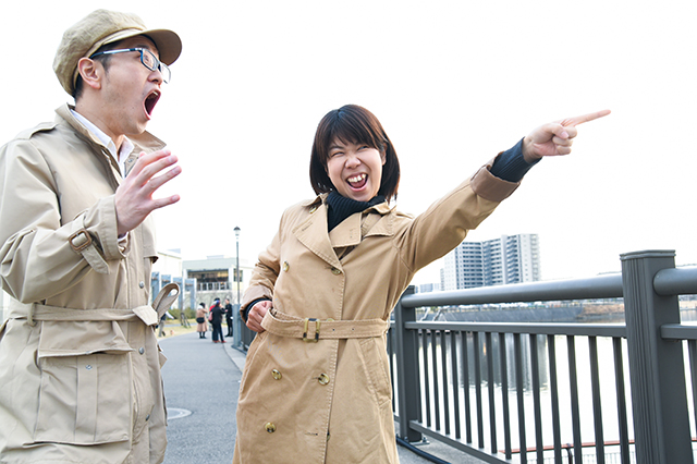 取材対象者を見つけた木村と綱島