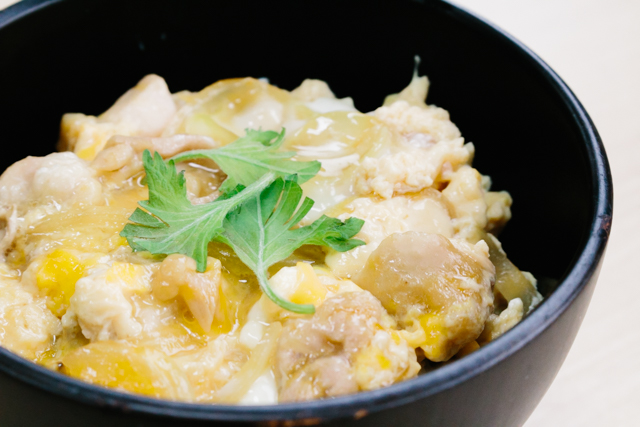 100均のレンジ調理器で作った親子丼