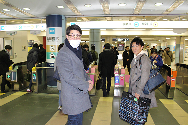 南北線に乗って帰る人達
