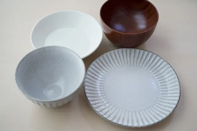 一人暮らしを始めたら揃えたい食器