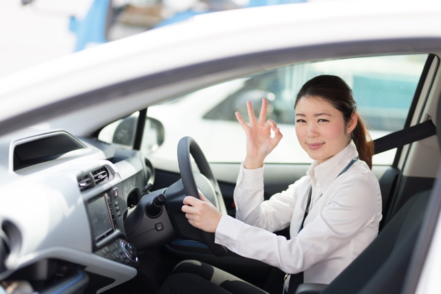 会社 に 内緒 で 車 通勤