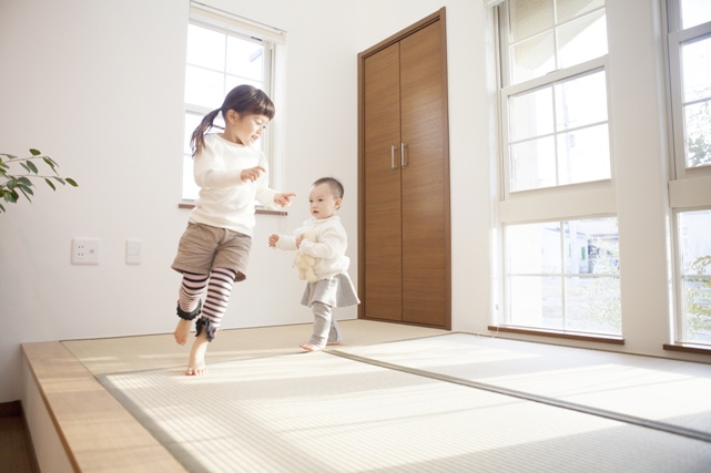 防音効果だけでなく、転んだ時の衝撃防止にも役立つ