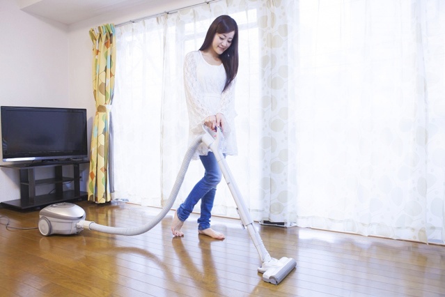 狭い部屋での同棲にはメリットも!