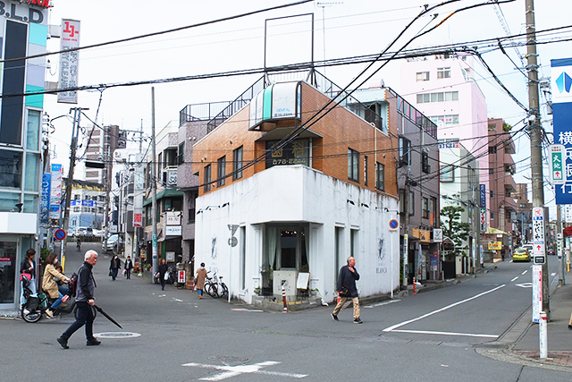 中央林間のY字路