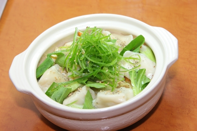 冷凍水餃子鍋