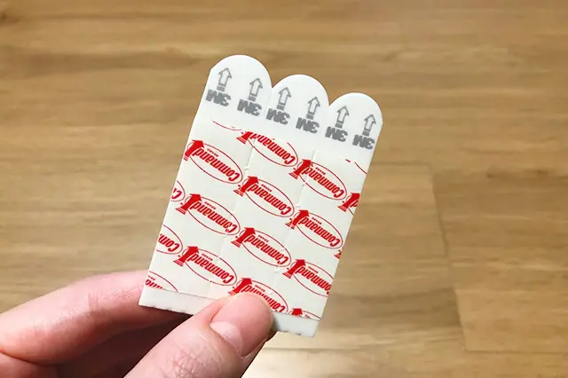 はがせる両面テープ