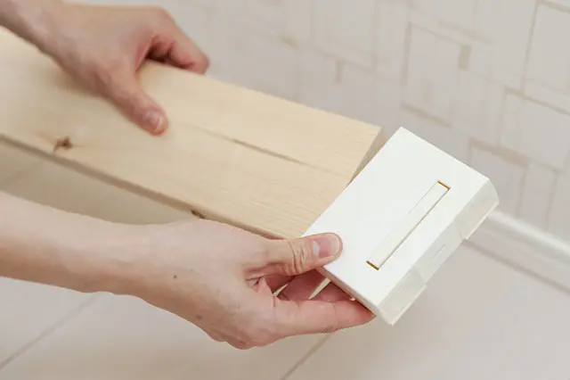 ラブリコで作るロフト収納棚の制作工程:ラブリコを取り付ける