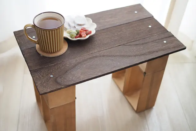 一人暮らしの部屋にピッタリな大きさのローテーブルをDIY!