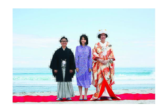 近日公開!映画『おいしい家族』(C)2019「おいしい家族」製作委員会