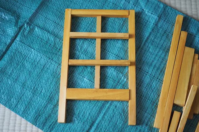 最終的にこのように組み合わせて枠を作る
