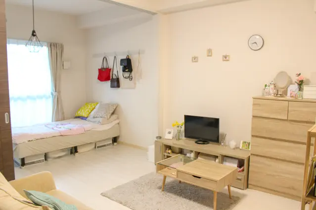 白とベージュでお部屋を統一 一人暮らしのおしゃれな部屋作りのコツ Chintai情報局